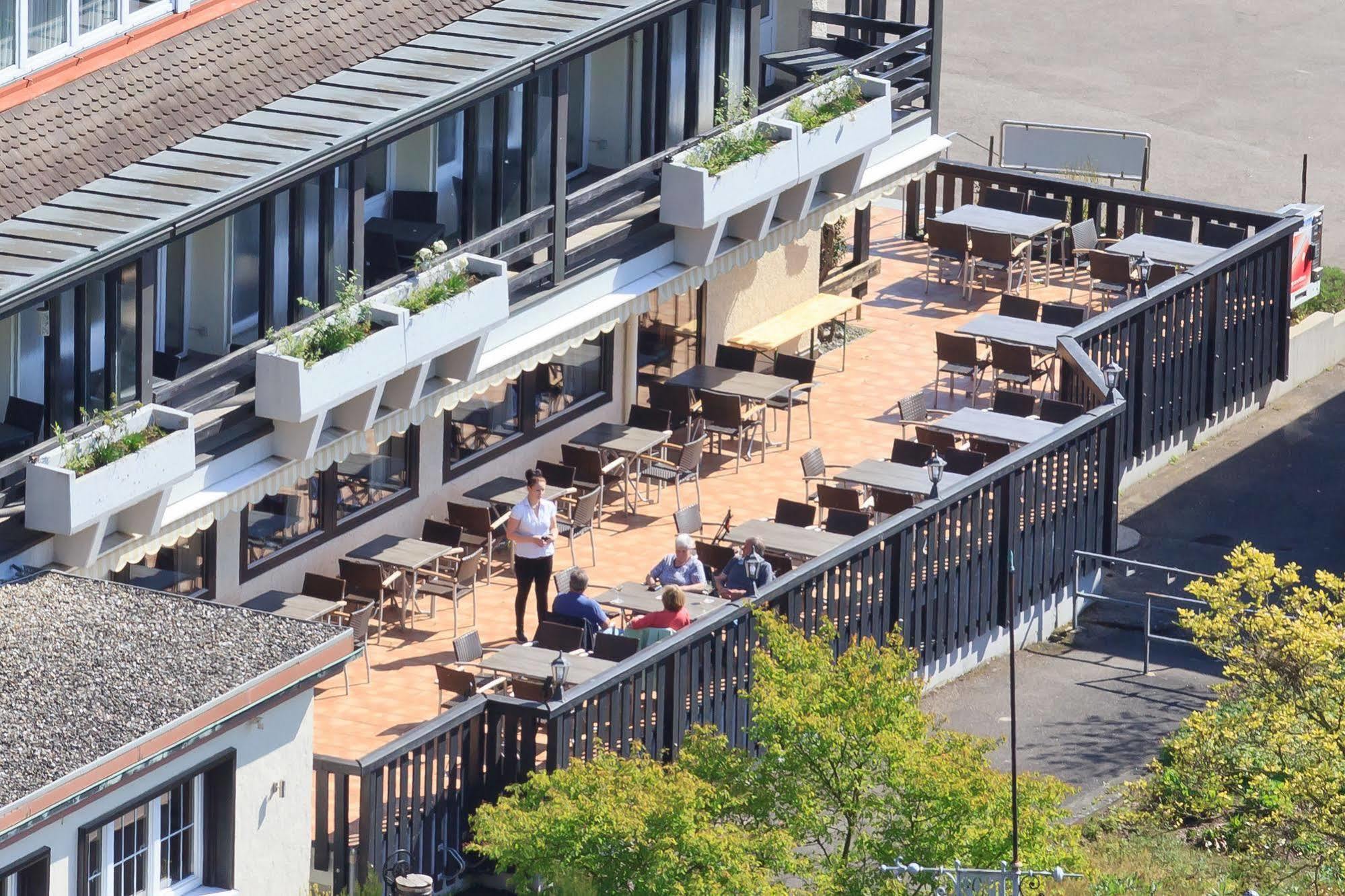 Hotel-Restaurant Rebstock Ihringen Exterior foto